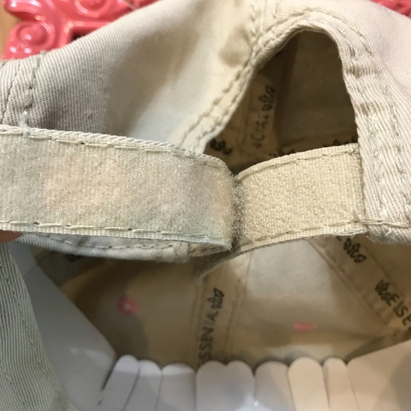 Essencial Cayman Islands Premium Cap-NWT - Picture 5 of 7